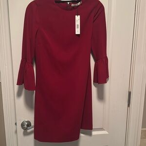 NWT Bordeaux Alice and Olivia dress great for holidays!